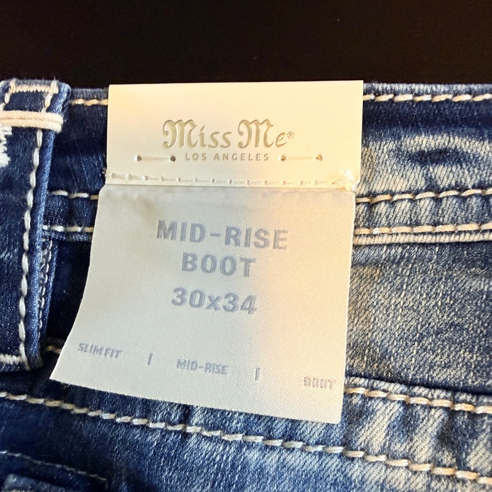 Miss Me Bootcut Jeans Size 30 Blue NWT Mid-Rise Embroidered Teal Wing M3930B - Picture 3 of 11
